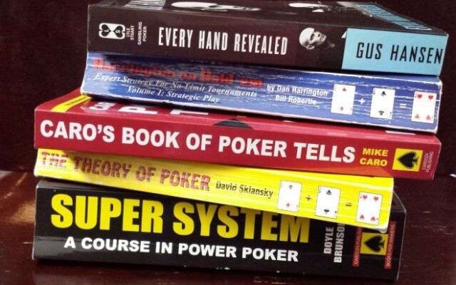 Tìm hiểu về sách dạy chơi Poker